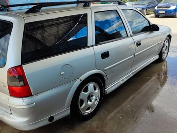 Авто Opel Admiral 2001 № 8747105