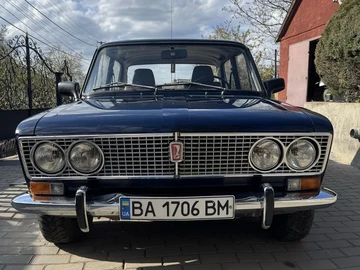 Авто ВАЗ 2103 1983 № 8747116