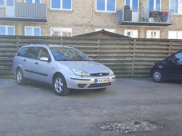 Авто Ford Focus 2003 № 8747156