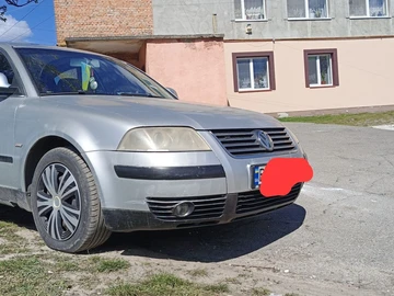Авто Volkswagen Passat Sedan 2004 № 8747202