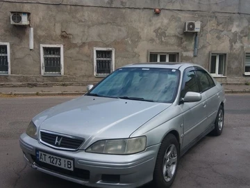 Авто Honda Accord 2000 № 8747212