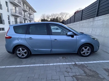 Авто Renault Grand Scenic 2010 № 8747214
