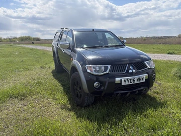 Авто Mitsubishi L 200 2016 № 8747221