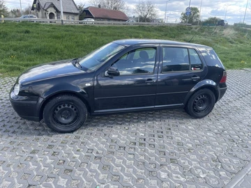 Авто Volkswagen Golf 2001 № 8747227