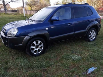 Авто Hyundai Tucson 2004 № 8747228