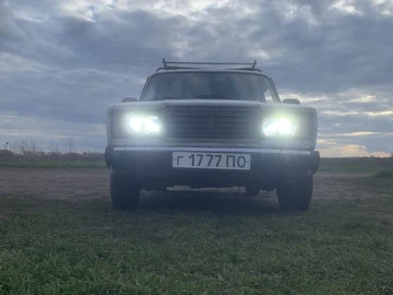 Авто ВАЗ 2107 1986 № 8747549