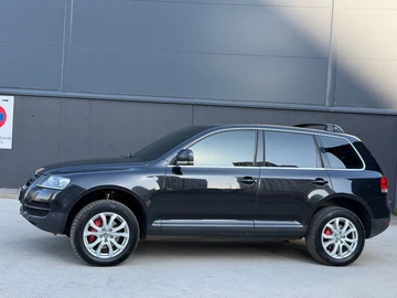 Авто Volkswagen Touareg 2006 № 8747739