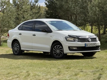 Авто Volkswagen Polo 2017 № 8747805
