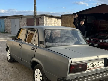Авто ВАЗ 2105 1991 № 8747830