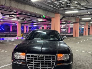Авто Chrysler 300C 2007 № 8747942