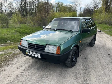 Авто ВАЗ 2109I 2004 № 8747966
