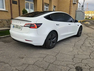 Авто Tesla Model 3 2019 № 8747989