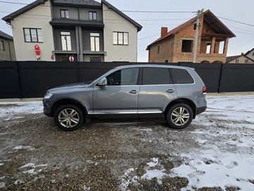 Авто Volkswagen Touareg 2008 № 8748017