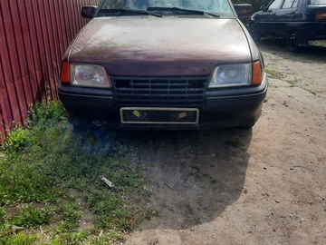 Авто Opel Admiral 1988 № 8748025