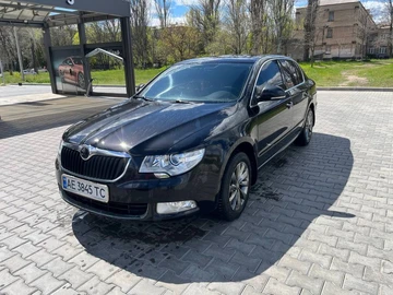 Авто Skoda Superb 2010 № 8748030