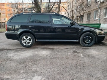 Авто Skoda Octavia 2001 № 8748039