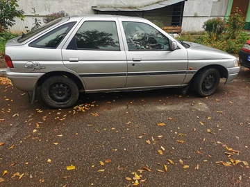 Авто Ford Escort 1994 № 8748041