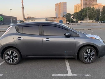 Авто Nissan Leaf 2014 № 8748047