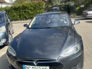 Авто Tesla Model S 2015 № 8748137
