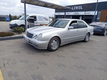 Авто Mercedes E Серия 2001 № 8748175