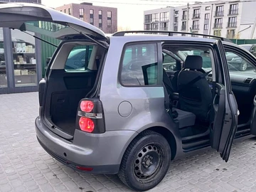 Авто Volkswagen Touran 2006 № 8748254