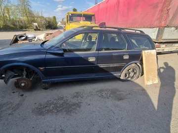 Авто Opel Vectra 1999 № 8748338