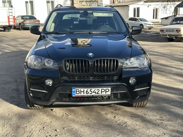 Авто BMW X5 2010 № 8748355