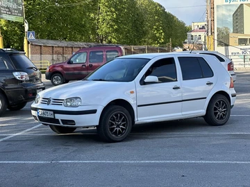 Авто Volkswagen Golf 1998 № 8748386