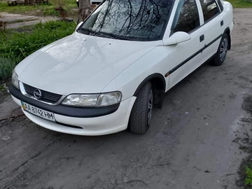 Авто Opel Vectra 1998 № 8748545