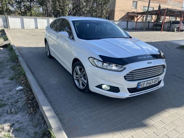 Авто Ford Mondeo 2015 № 8748675
