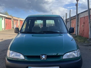 Авто Peugeot Partner 2000 № 8748685