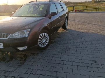 Авто Ford Mondeo 2004 № 8749006
