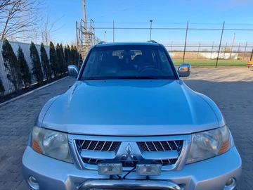 Авто Mitsubishi Space Wagon 2005 № 8749009