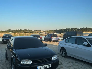 Авто Volkswagen Golf 2001 № 8749238