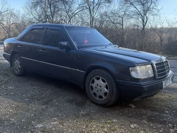 Авто Mercedes E Серия 1993 № 8749512