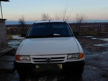 Авто Opel Astra 1995 № 8749517