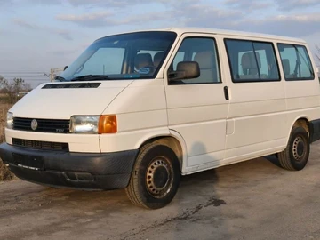 Авто Volkswagen Transporter 2002 № 8749637