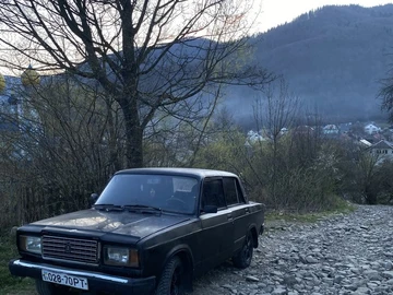 Авто ВАЗ 2107 1993 № 8749638