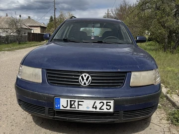 Авто Volkswagen Passat Variant 2000 № 8749823