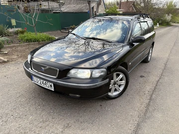 Авто Volvo V70 2002 № 8749926