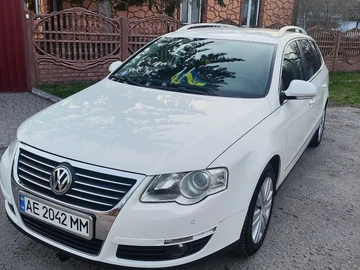 Авто Volkswagen Passat Variant 2010 № 8749929