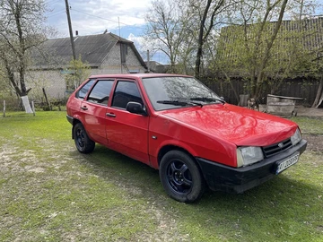 Авто ВАЗ 2109 1992 № 8749934
