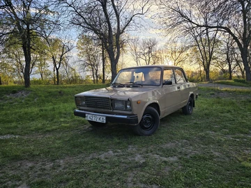 Авто ВАЗ 2107 1985 № 8749938