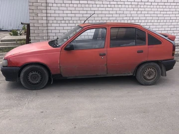 Авто Opel Kadett 1985 № 8749948