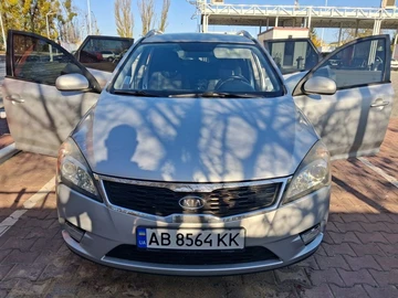 Авто KIA Cee X27 D 2009 № 8749998