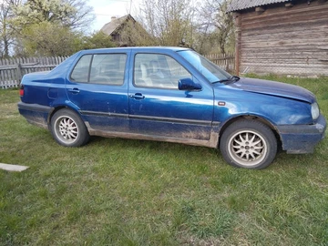 Авто Volkswagen Vento 1993 № 8750006