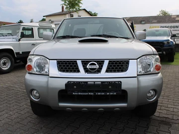 Авто Nissan Navara 2002 № 8750121