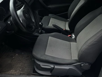 Авто Volkswagen Polo 2013 № 8750167