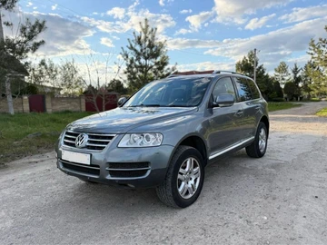 Авто Volkswagen Touareg 2006 № 8750184