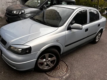Авто Opel Astra 2005 № 8750308